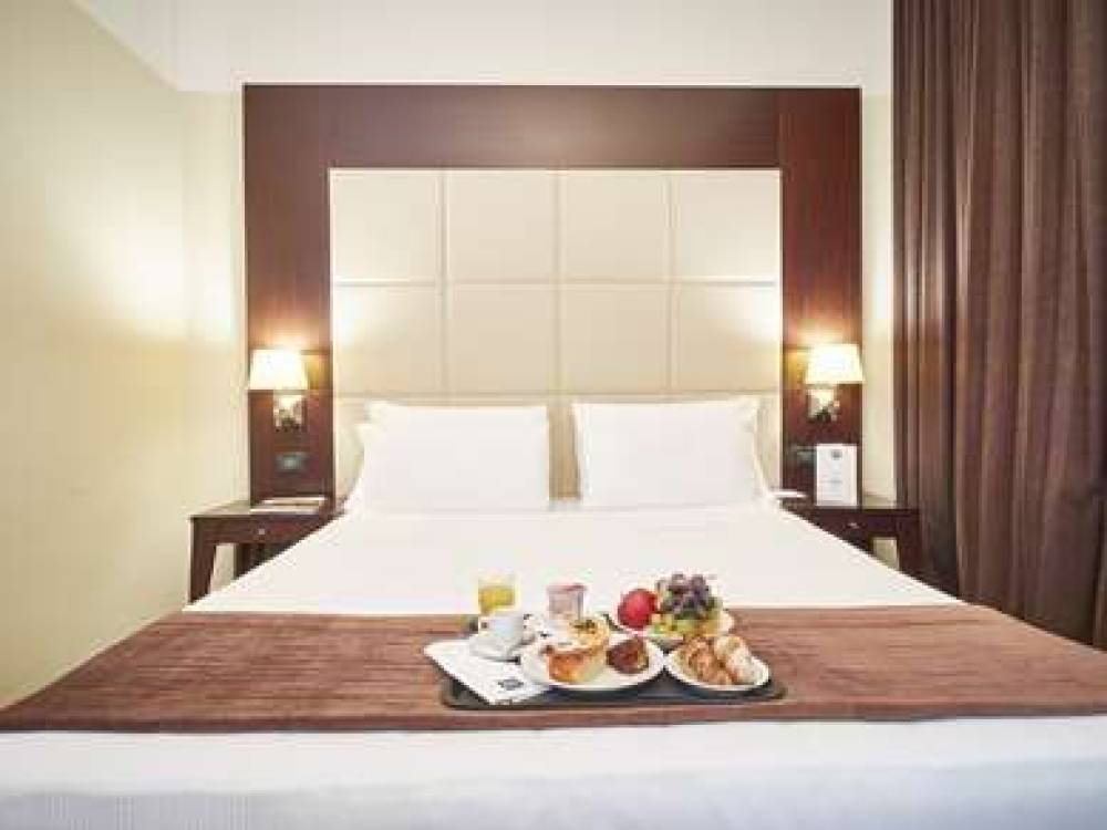 IH HOTELS MILANO WATT 13 4
