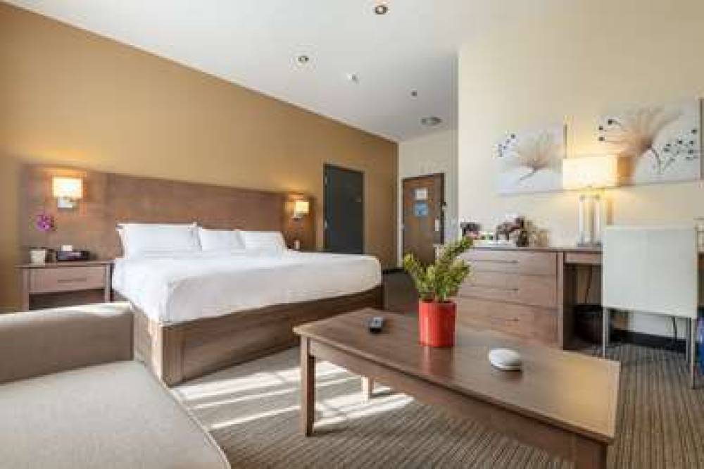 IMPERIA HOTEL SUITES TERREBONNE 10