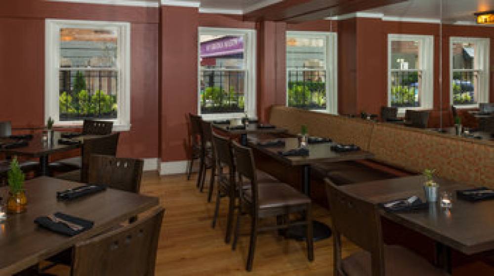 Inn At Virginia Mason 9