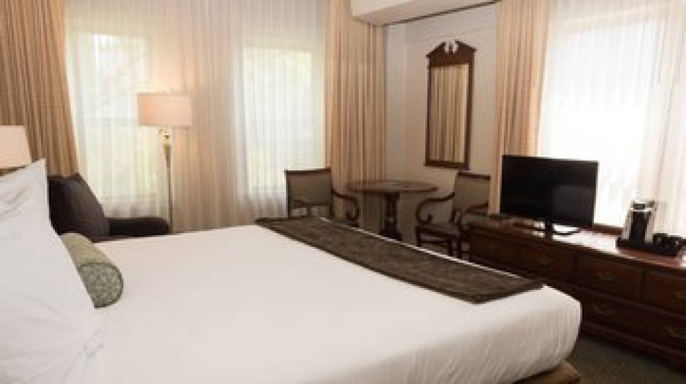 Inn At Virginia Mason 6