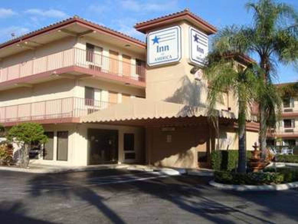 Inn Of America - Palm Beach Garden 1