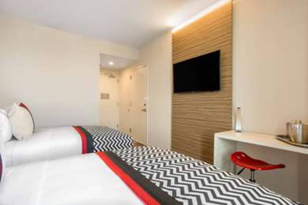 INSIGNIA HOTEL ASCEND HOTEL COLLECT 10
