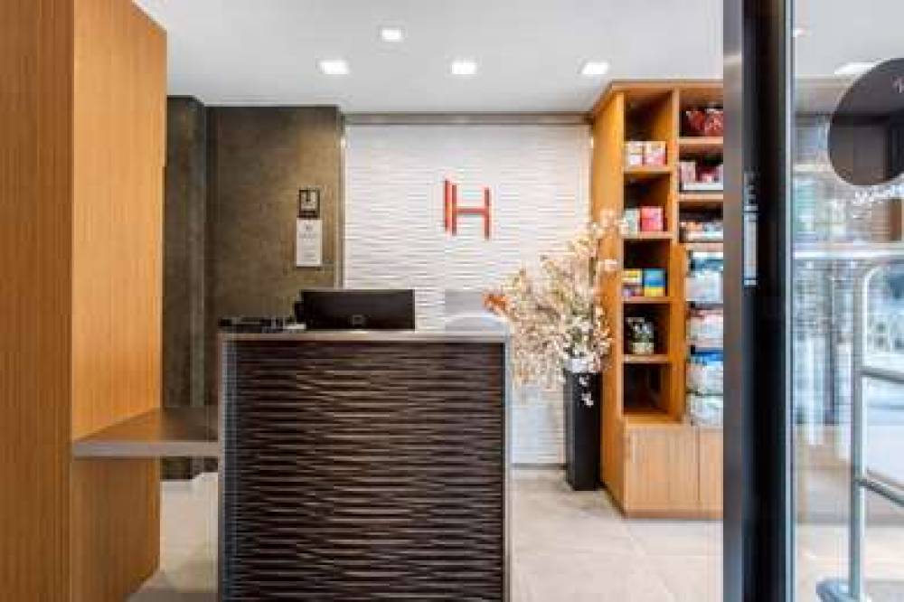 INSIGNIA HOTEL ASCEND HOTEL COLLECT 4