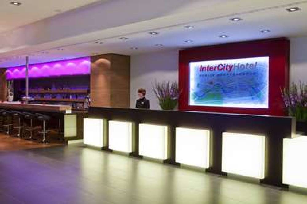 INTERCITYHOTEL BERLIN HBF 4