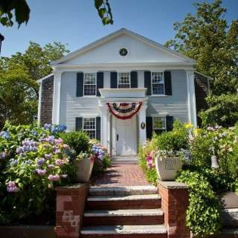 JARED COFFIN HOUSE 5
