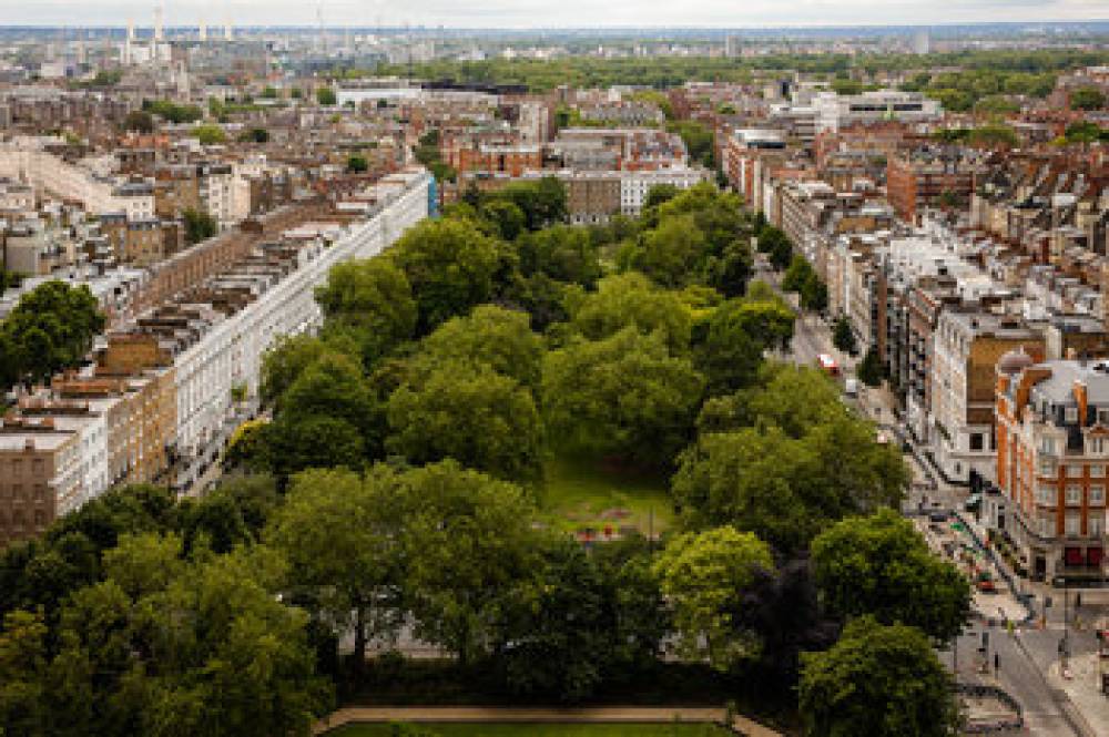 Jumeirah Carlton Tower 10