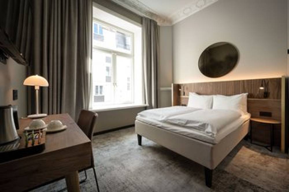 KARL JOHAN HOTEL 5