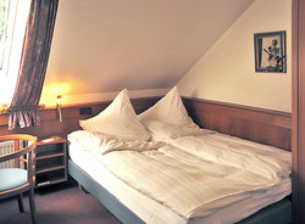 Kastanie Landhaus 1