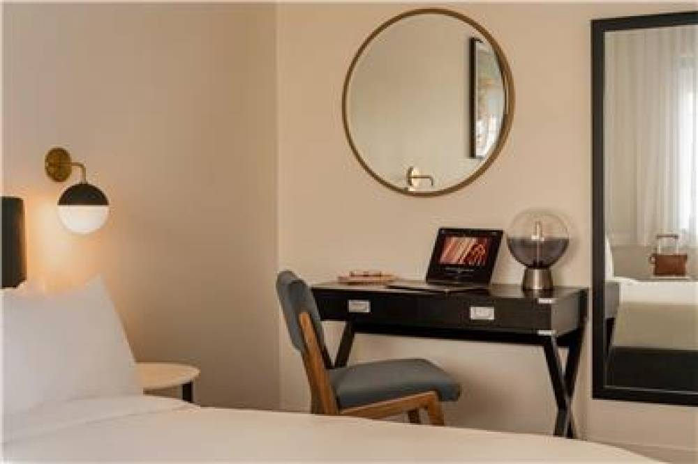 KENMORE VILLAGE HOTEL SOUTH BEACH 2