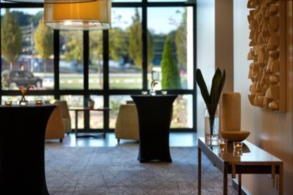 KIMPTON OVERLAND HOTEL 9