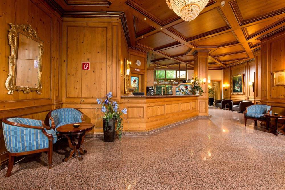 Kings Hotel Center 4