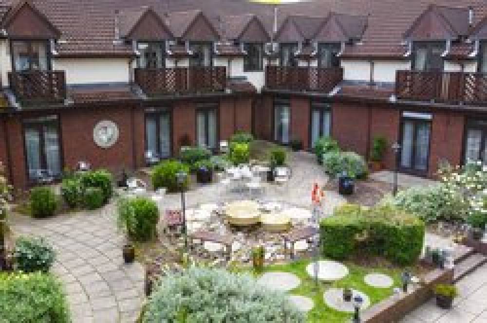 Kingston Lodge