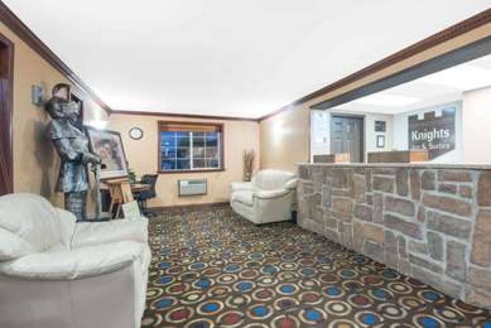 Knights Inn And Suites Grand Forks 3
