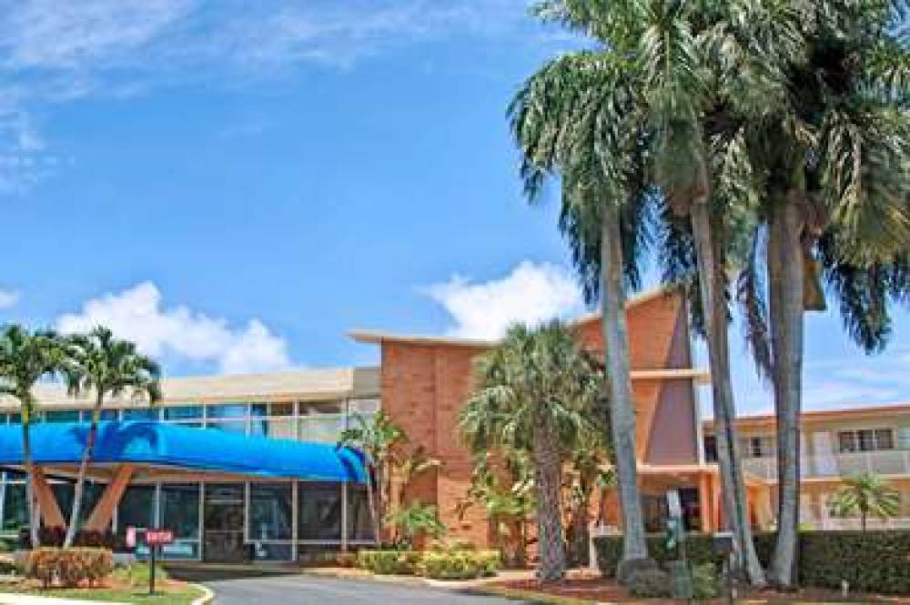 Knights Inn Hallandale 3