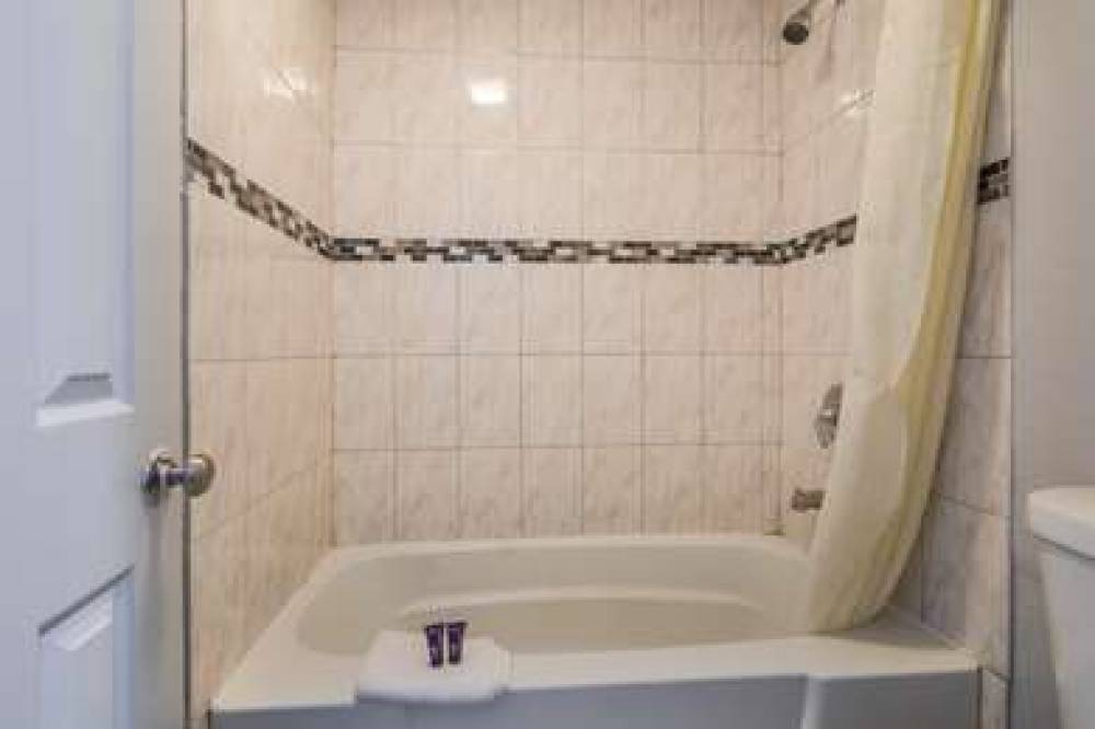 KNIGHTS INN NORTH RICHLAND HIL 8