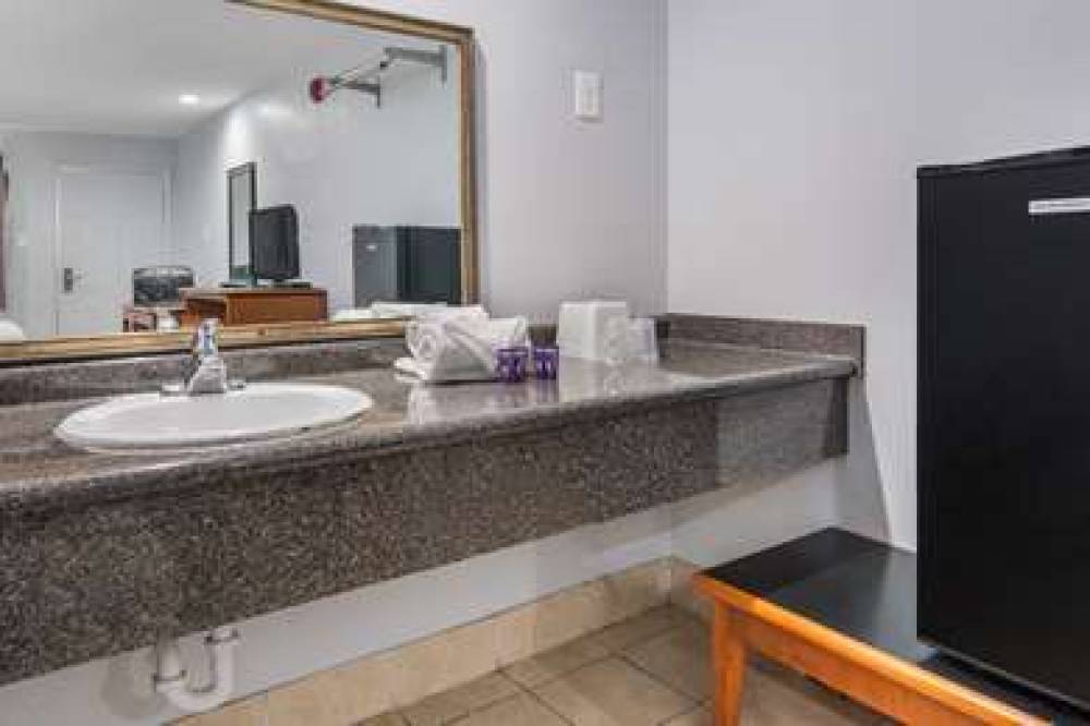 KNIGHTS INN NORTH RICHLAND HIL 7