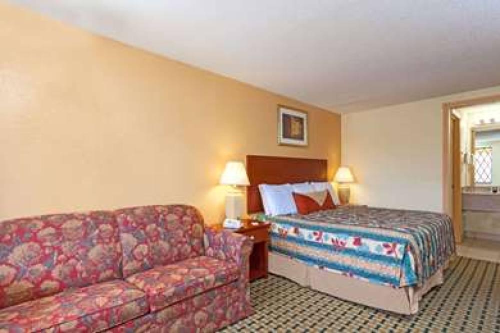 Knights Inn Seymour 4