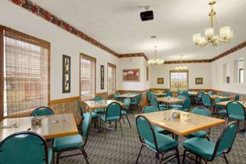 Knights Inn Woodstock 8