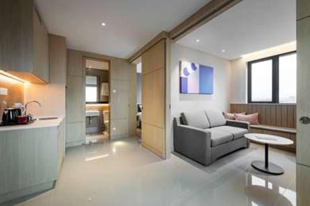KOMUNE LIVING 10