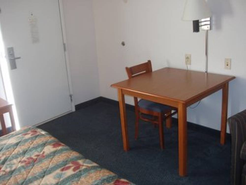Kozy Inn Columbus 8