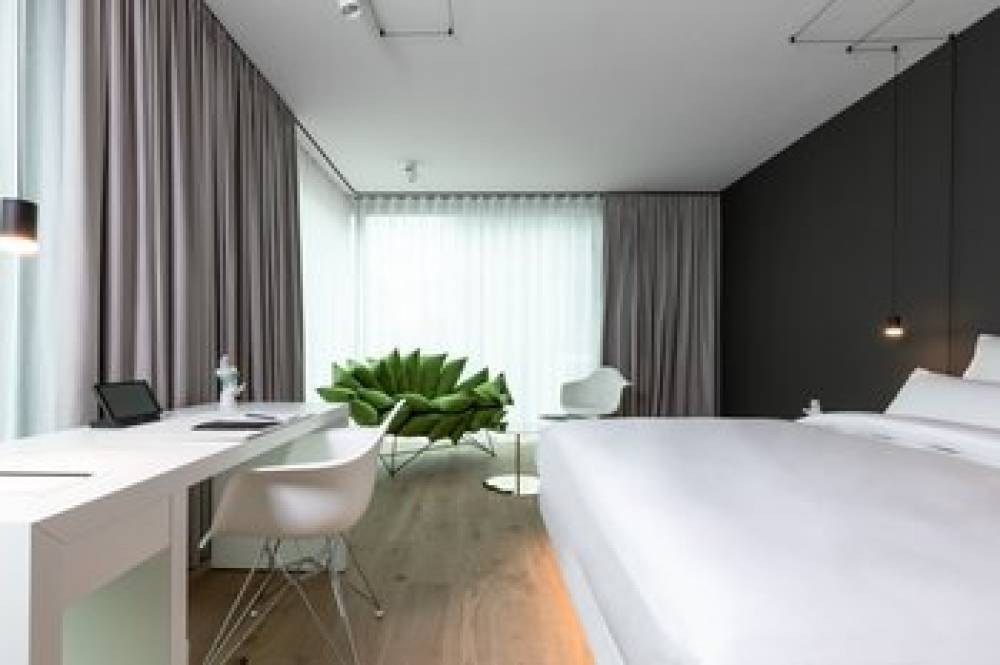 KPM HOTEL AND RESIDENCES 9