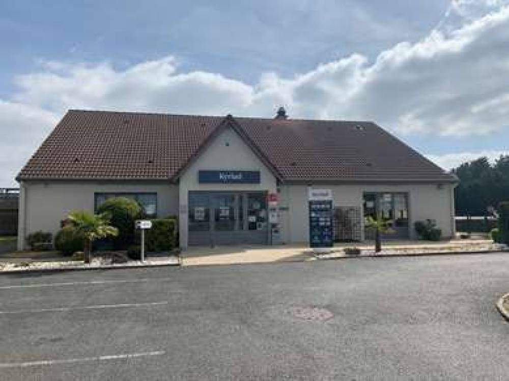 KYRIAD CHATEAUROUX - SAINT MAUR 1
