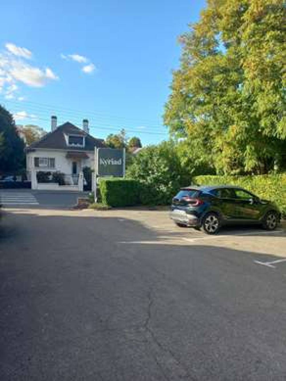 KYRIAD EPERNAY 1