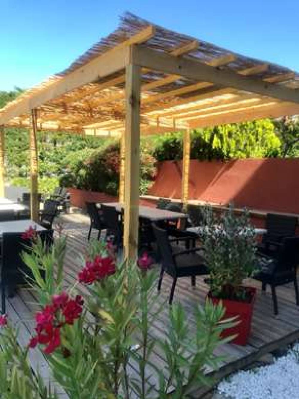 KYRIAD MARSEILLE OUEST - MARTIGUES 9