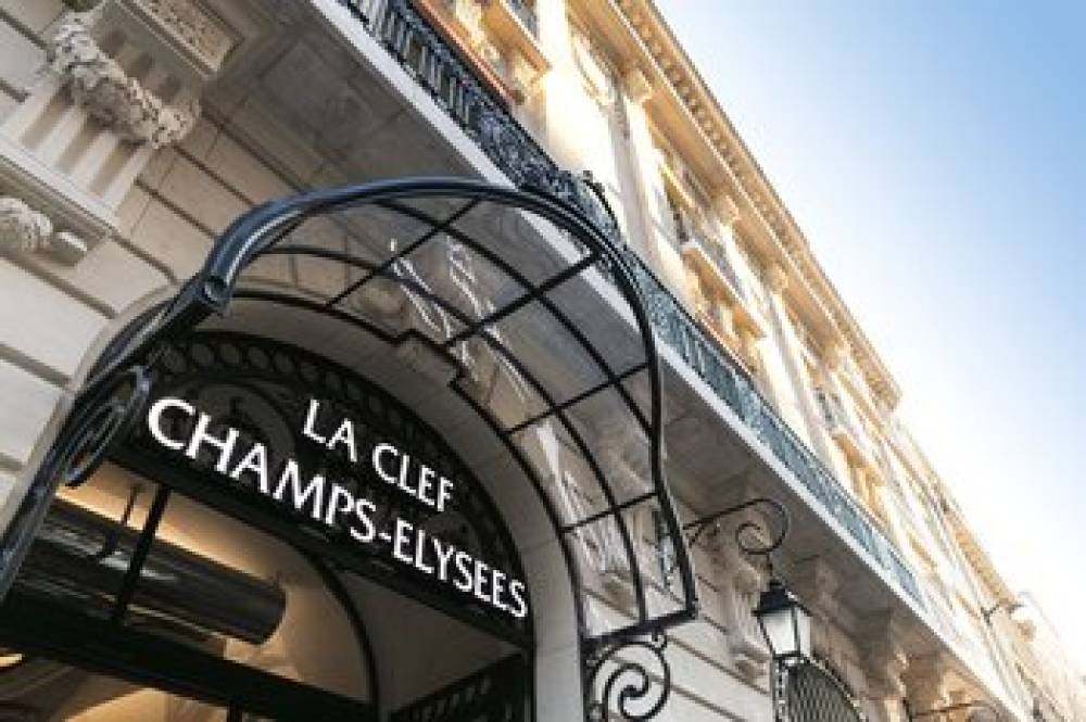 LA CLEF CHAMPS ELYSEES PARIS 9