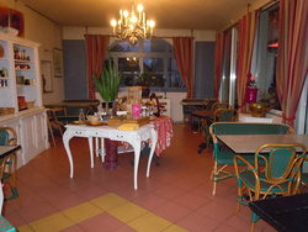 La Croix Blanche Logis 6