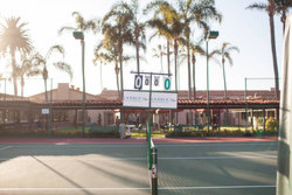 LA JOLLA BEACH   TENNIS CLUB 10