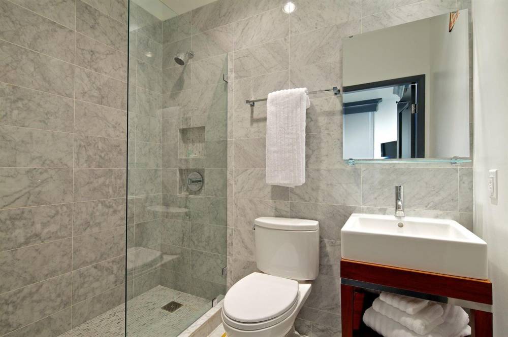 La Pensione Hotel 1