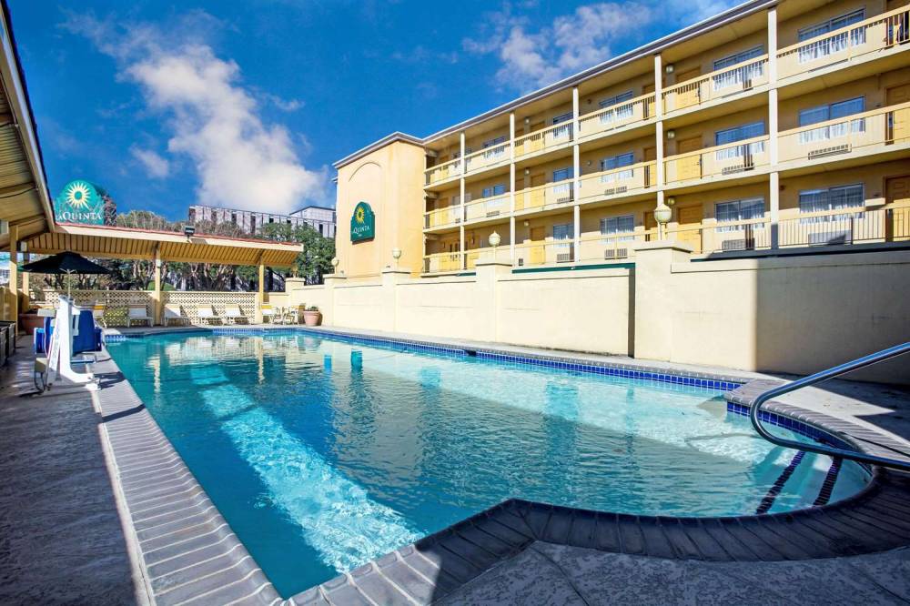 La Quinta Inn Austin Capitol / Downtown 8