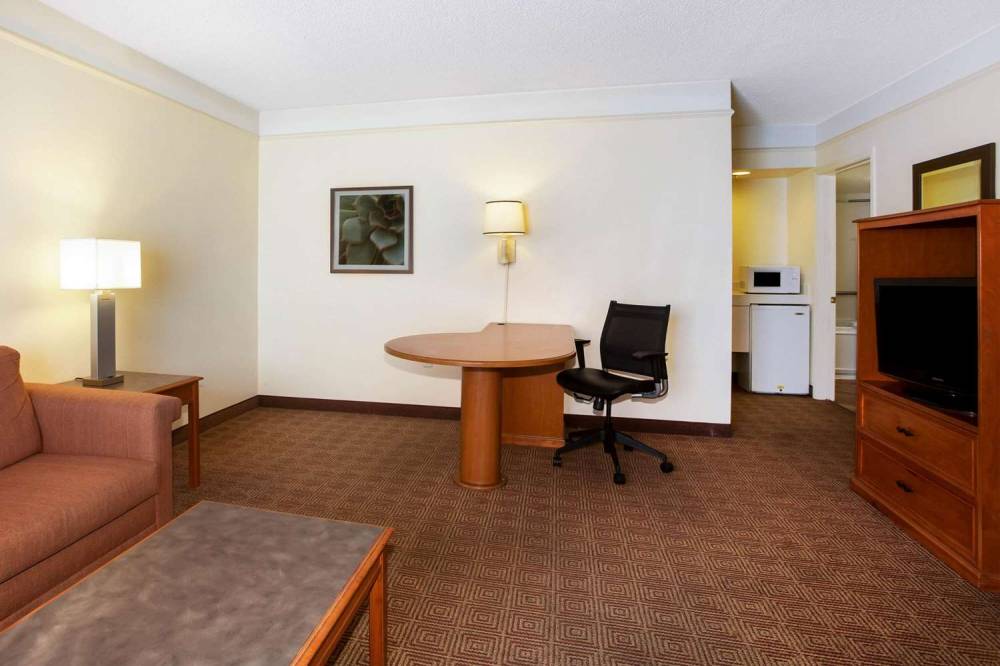La Quinta Inn Austin Capitol / Downtown 3