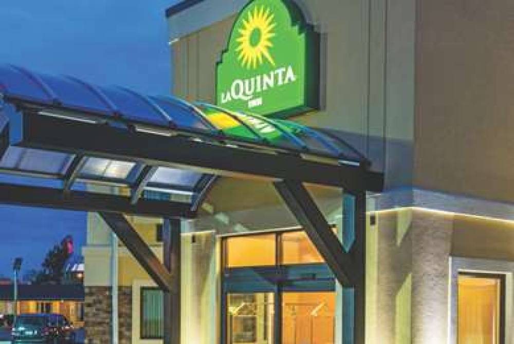 LA QUINTA INN BUFFALO AIRPORT 8