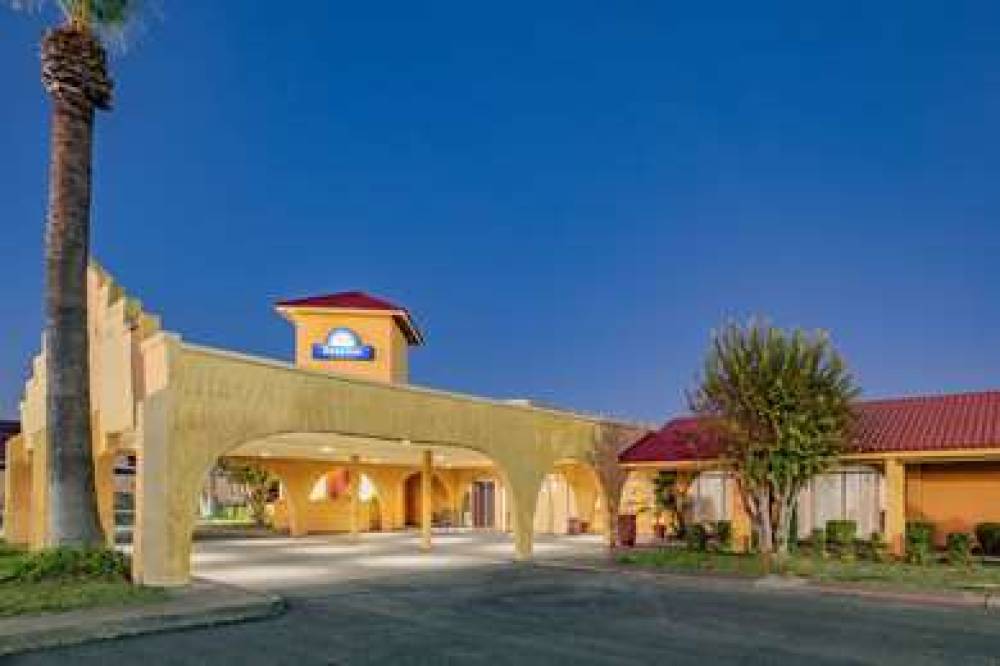LA QUINTA INN BY WYNDHAM DEL RIO 6