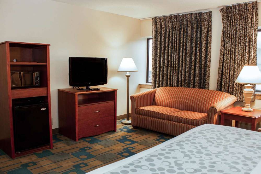 La Quinta Inn Cincinnati North 9