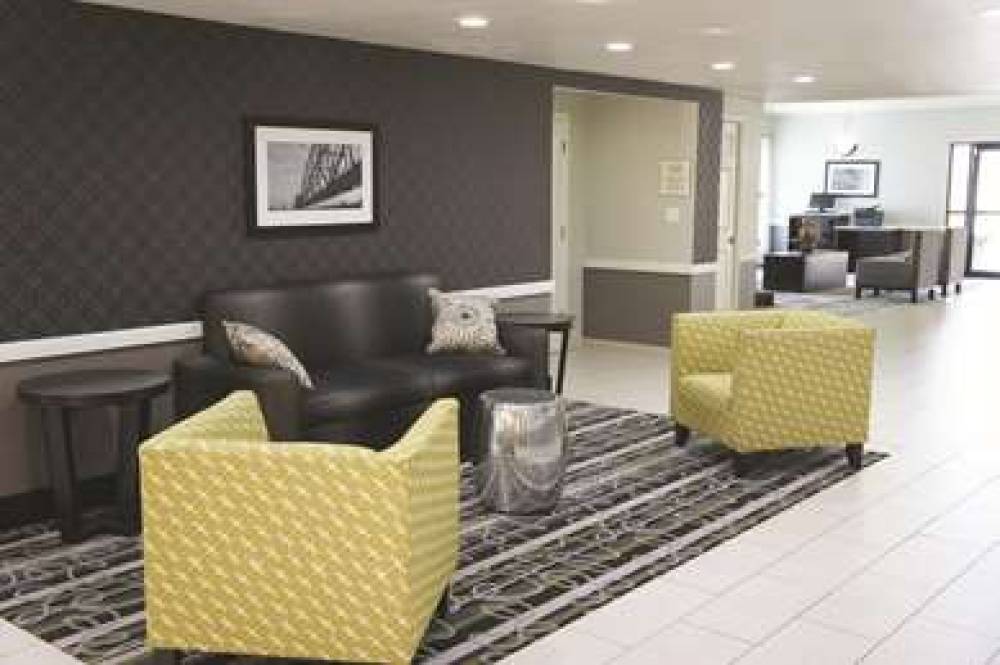 La Quinta Inn El Dorado 5