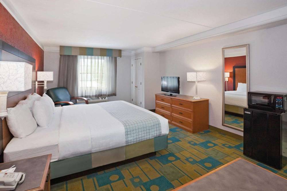 La Quinta Inn Merrillville 9