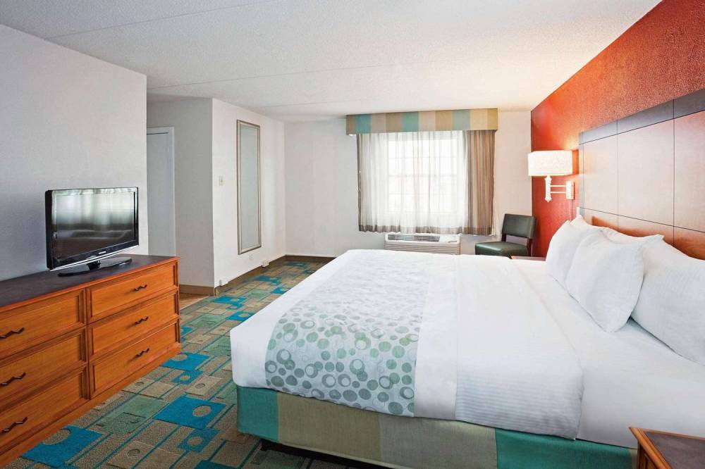 La Quinta Inn Merrillville 6