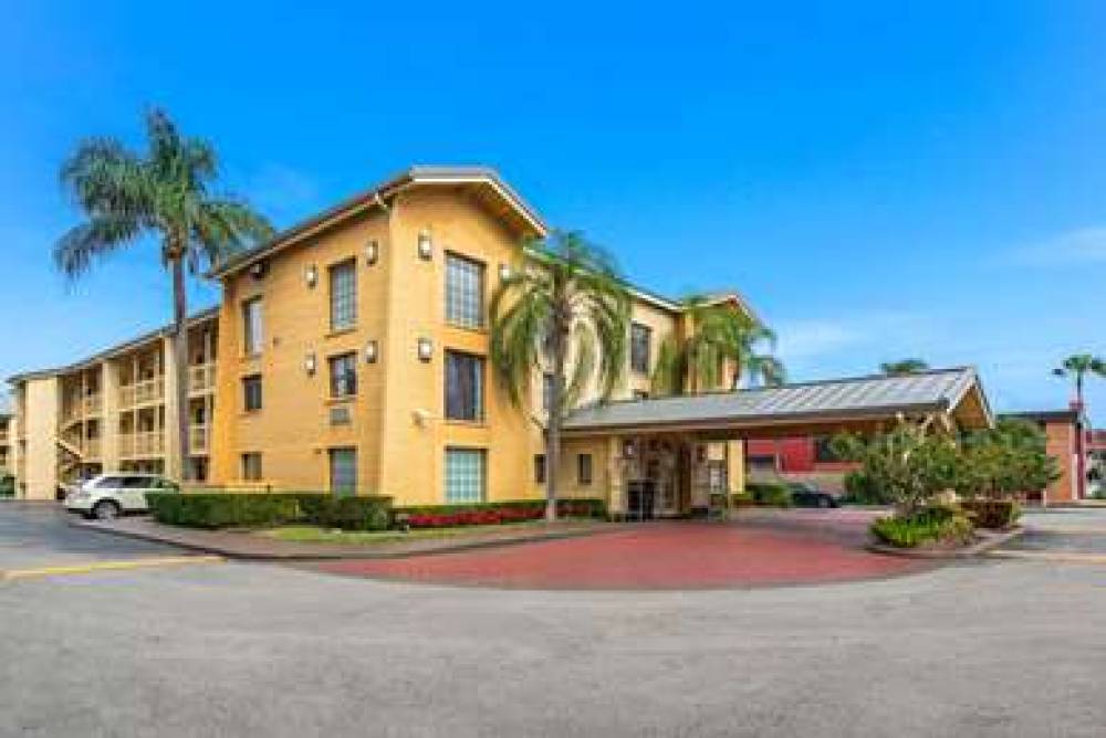 La Quinta Inn Miami Airport North 1