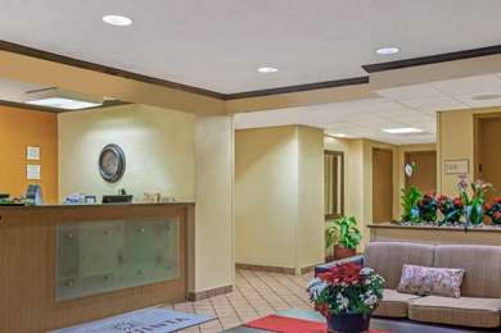 LA QUINTA INN MIAMI-CUTLER RIDGE 4