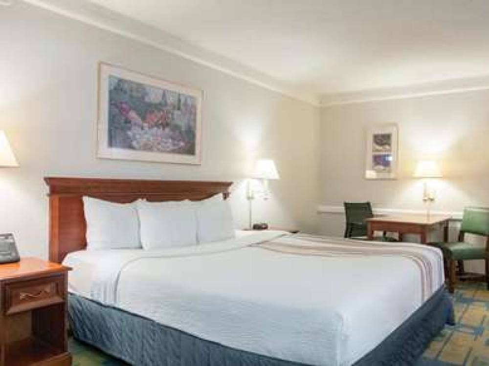 La Quinta Inn New Orleans Veterans / Metairie 9