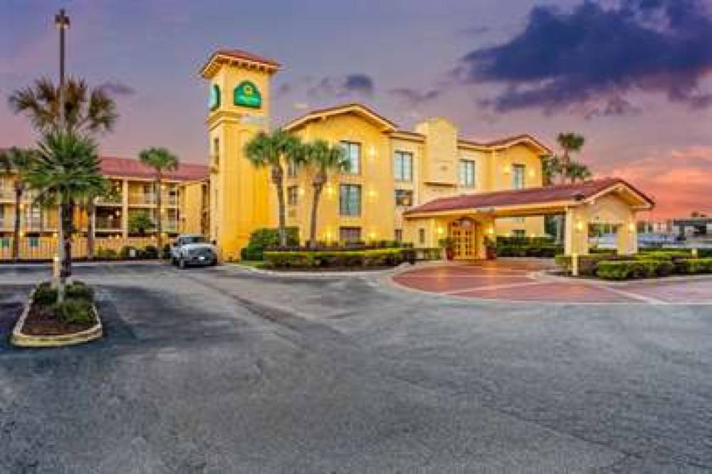 La Quinta Inn Orlando Airport West 5