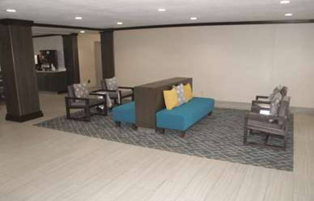 La Quinta Inn Peru Starved Rock State Park 8