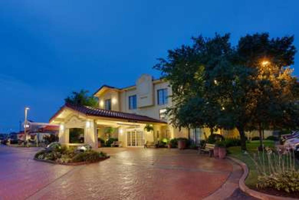 La Quinta Inn Pittsburgh Airport 1