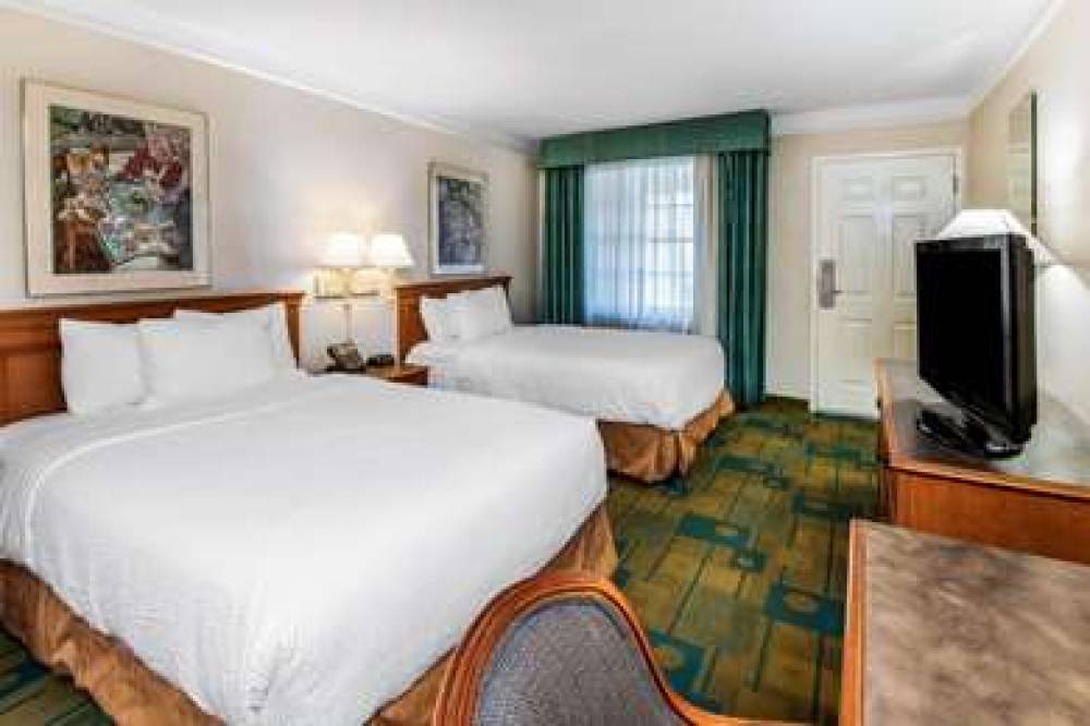 La Quinta Inn San Antonio Vance Jackson 9