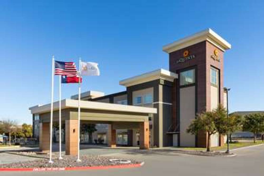 LA QUINTA INN STE AUSTIN LAKELINE 1
