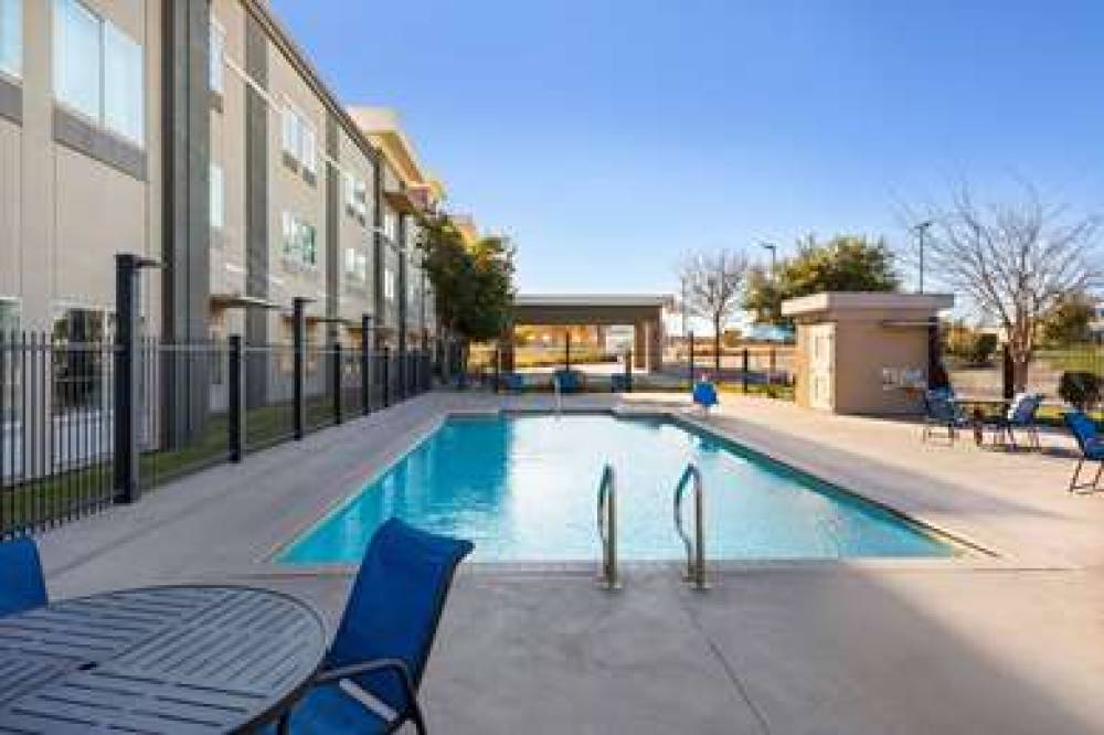 LA QUINTA INN STE AUSTIN LAKELINE 6