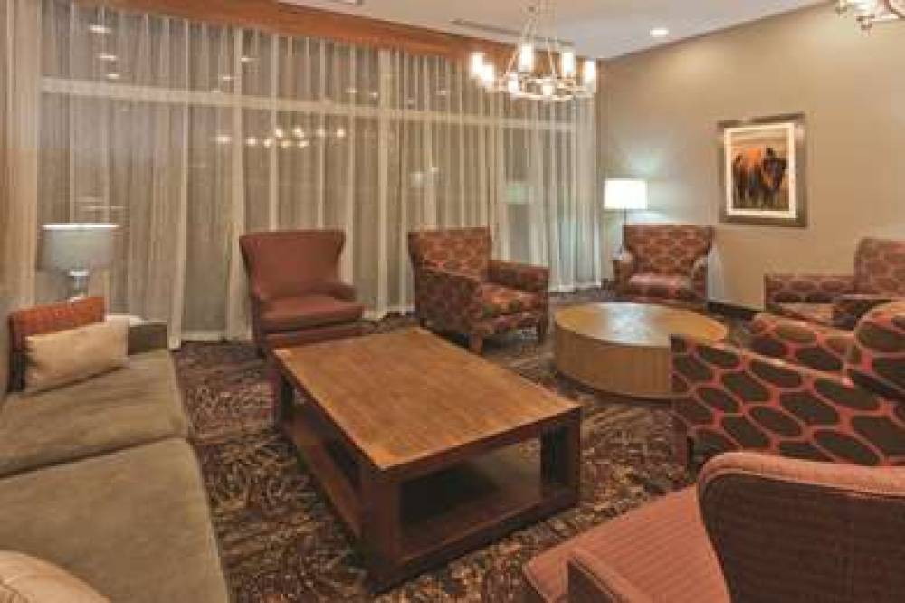 LA QUINTA INN STE BUTTE 9